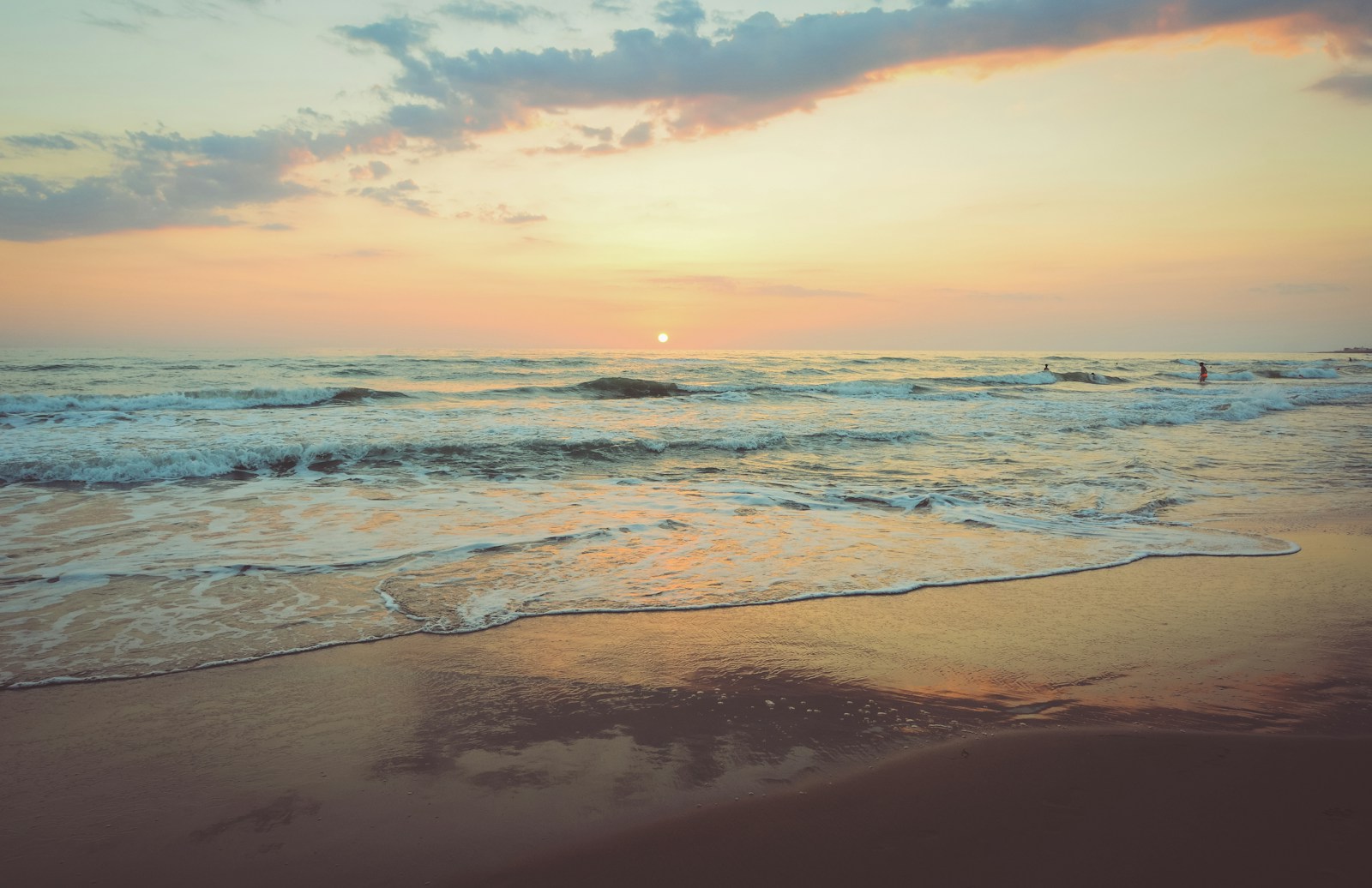 Let the shoreline set the pace
